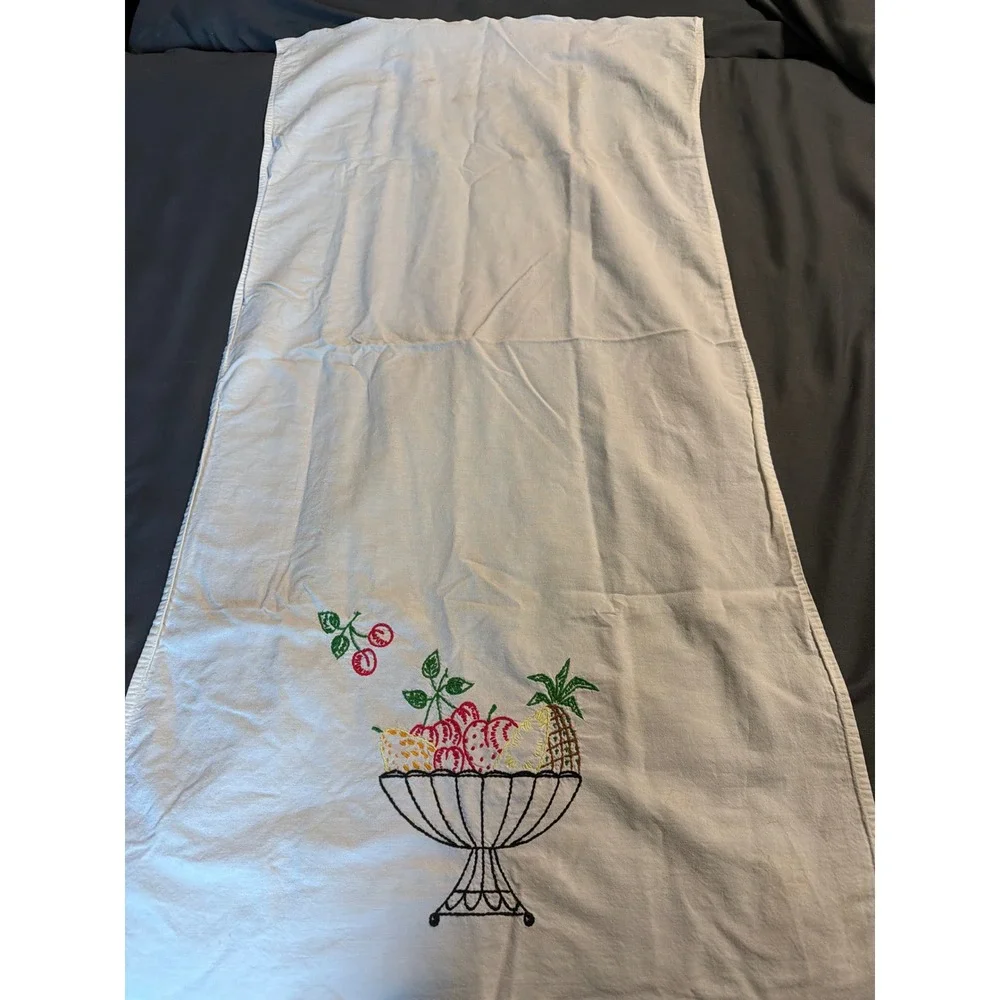 Vintage Hand Embroidered Fruit Bowl Table Runner White Cotton Retro Kitchen